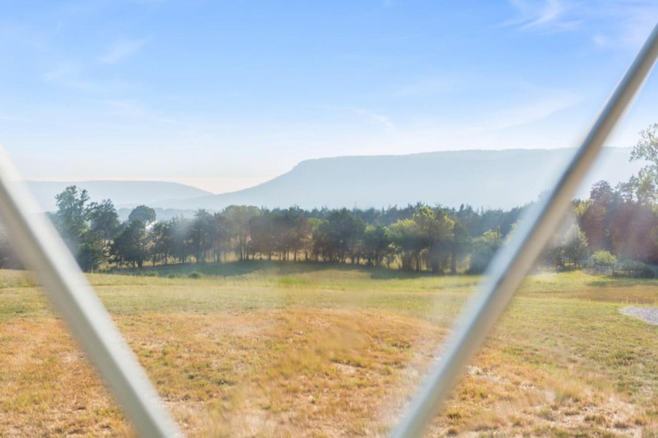בית הארחה לוראיי 	Tranquil Dome At Faraway Camp מראה חיצוני תמונה