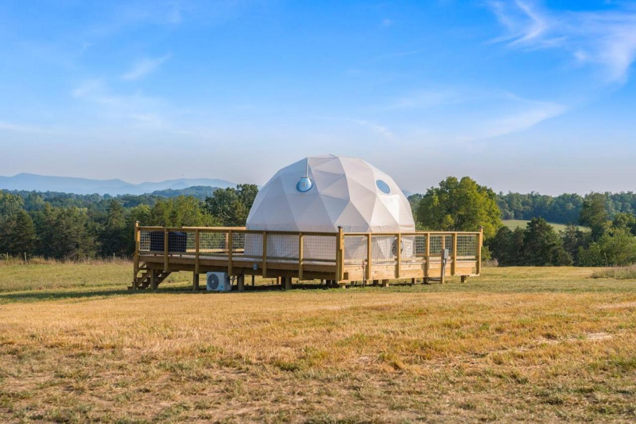 בית הארחה לוראיי 	Tranquil Dome At Faraway Camp מראה חיצוני תמונה